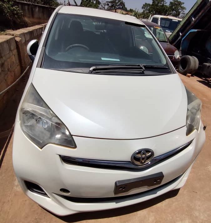 Kampala Cars Stock Ref 000004::TOYOTA RACTIS